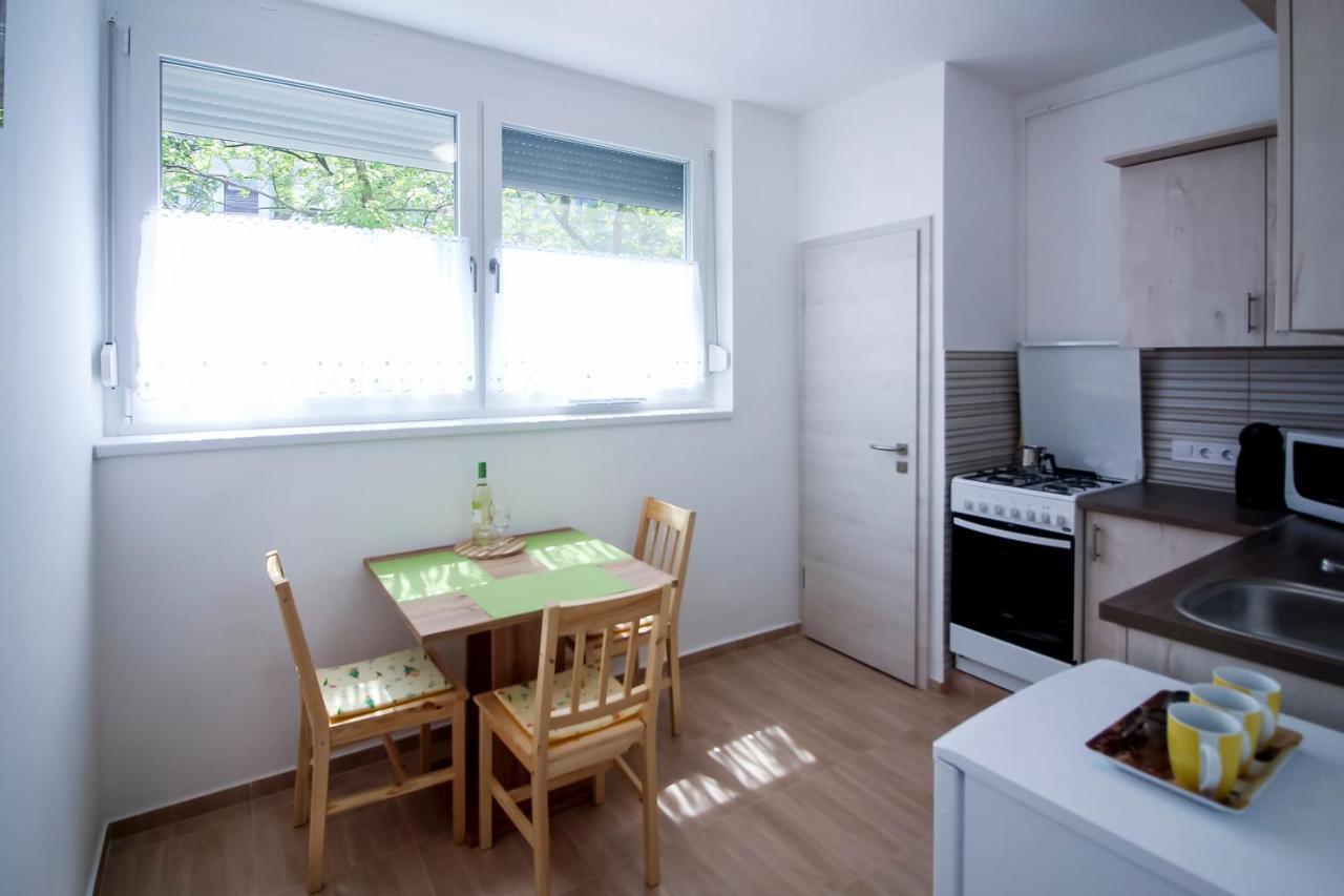 Ferienwohnung Helios Apartman Szegedin Exterior foto