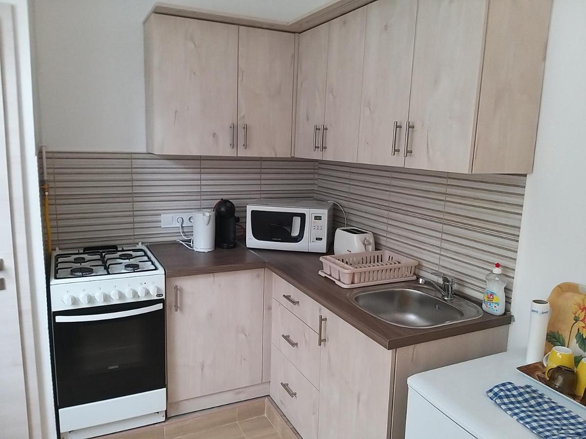 Ferienwohnung Helios Apartman Szegedin Exterior foto